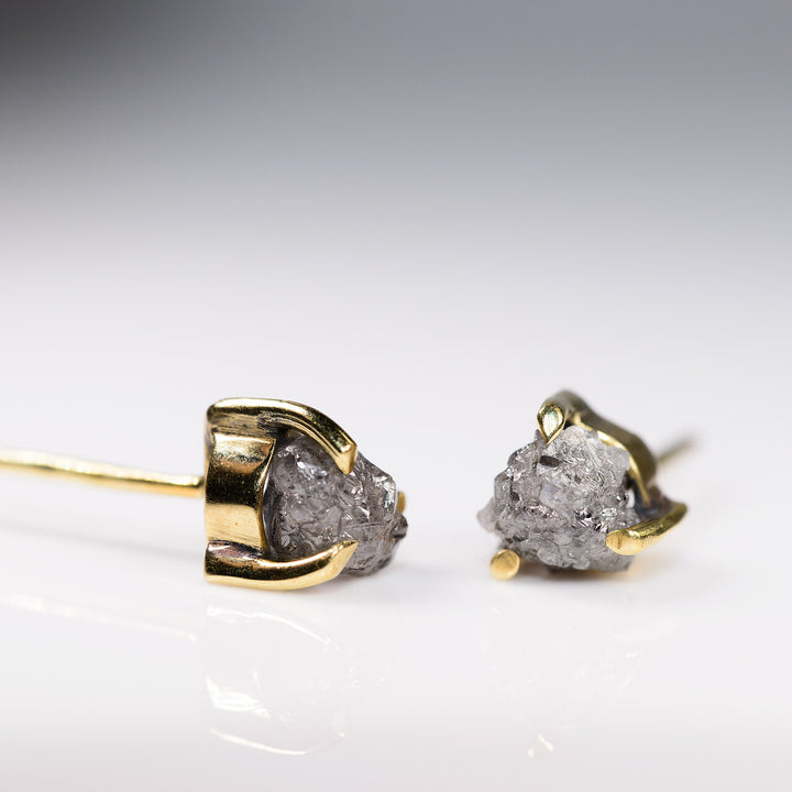 Raw Crumble Studs