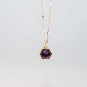 Deep purple hexagon amethyst gemlet gold necklace