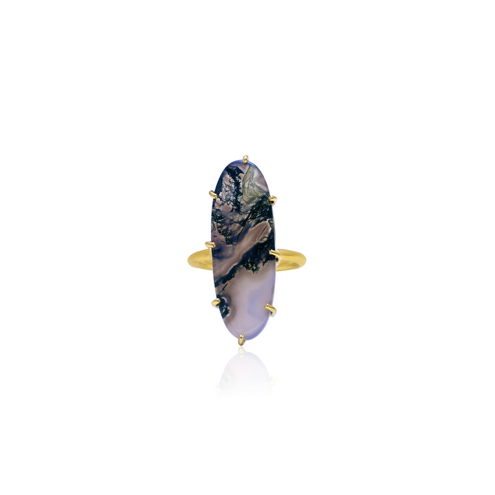 Queen prong ring
